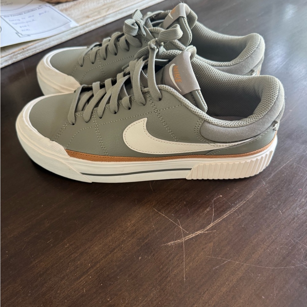 Nike Women's Olive and Cream Court Legacy Lift Sneakers 8.5